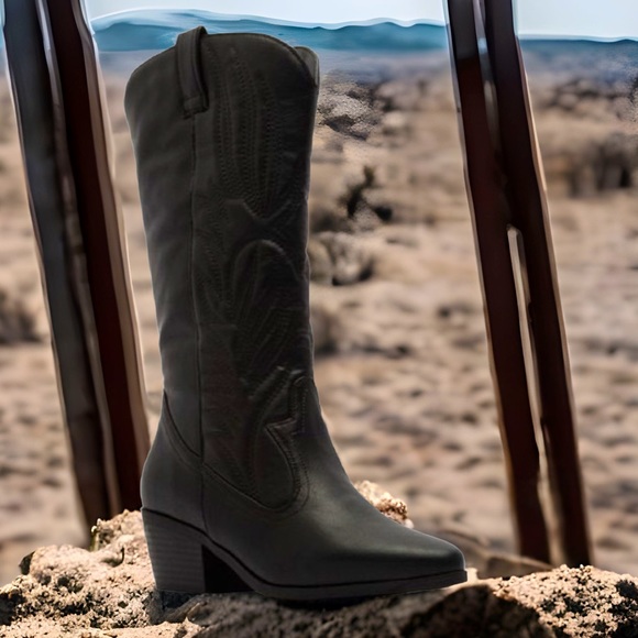 1 Left! Qupid Montana Black Festival Heeled Cowboy Boot - Picture 4 of 9